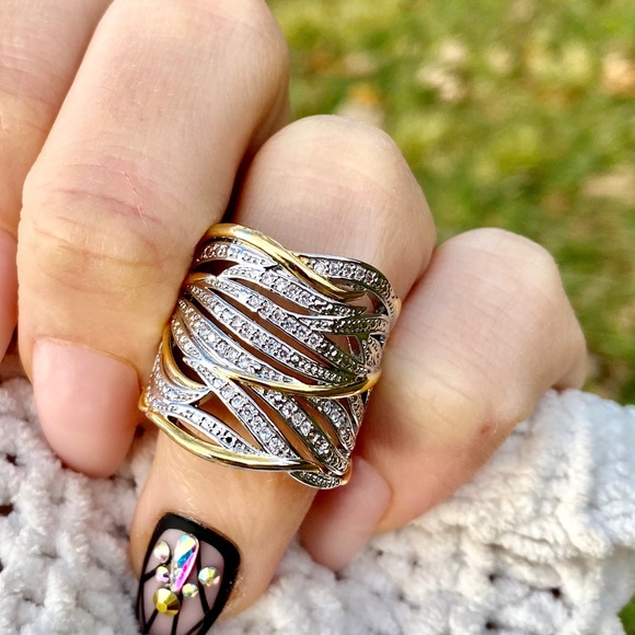 Jewelry - NEW Gorgeous 925 Sterling Silver Two tone Ring